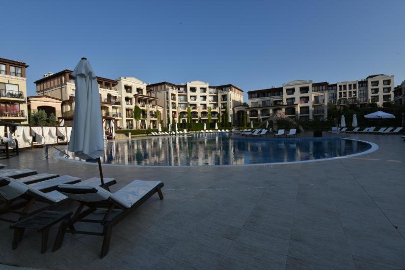 Studio Greenn Life Beach Resort โซโซโปล ภายนอก รูปภาพ
