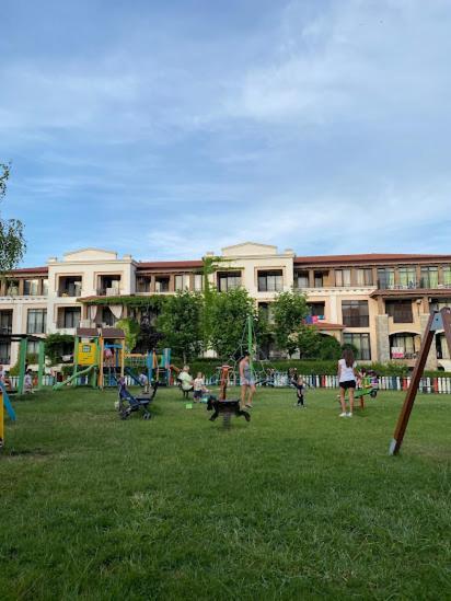 Studio Greenn Life Beach Resort โซโซโปล ภายนอก รูปภาพ